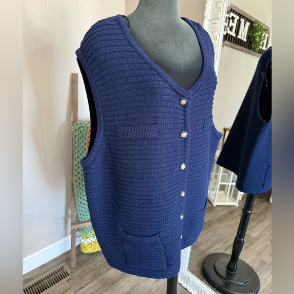 Joie • Texture Wide Ribbed Sweater Vest - Picture 11 of 11